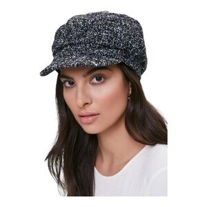 Pageboy cap Black/White Super Soft Black Wool blend on the inside Target Brand